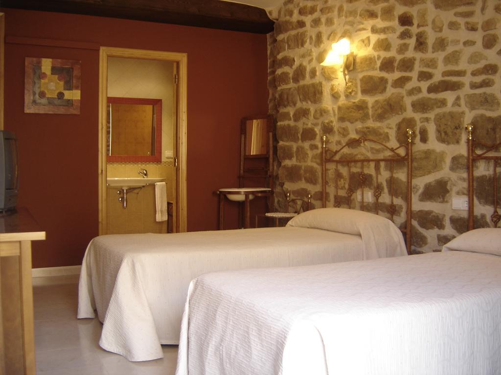 Hostal Casa Laure Y Mª Jose Arens de Lledo Zewnętrze zdjęcie