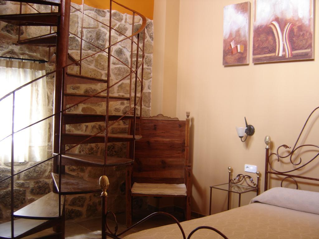 Hostal Casa Laure Y Mª Jose Arens de Lledo Zewnętrze zdjęcie