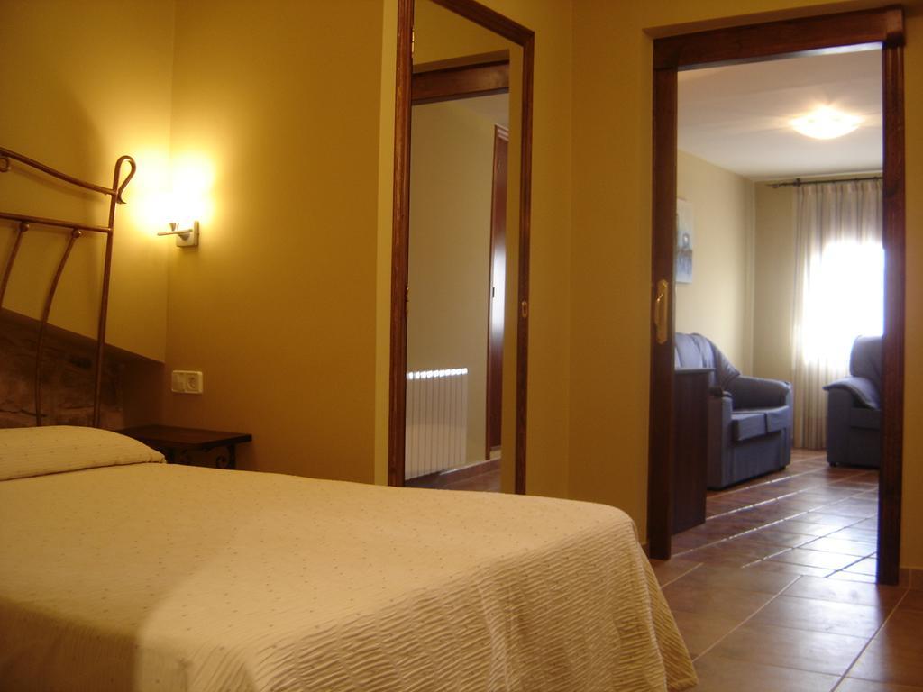 Hostal Casa Laure Y Mª Jose Arens de Lledo Zewnętrze zdjęcie