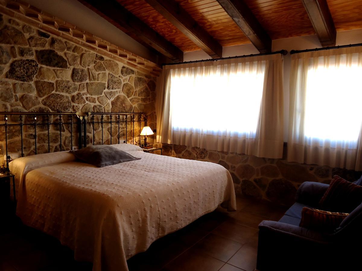 Hostal Casa Laure Y Mª Jose Arens de Lledo Zewnętrze zdjęcie