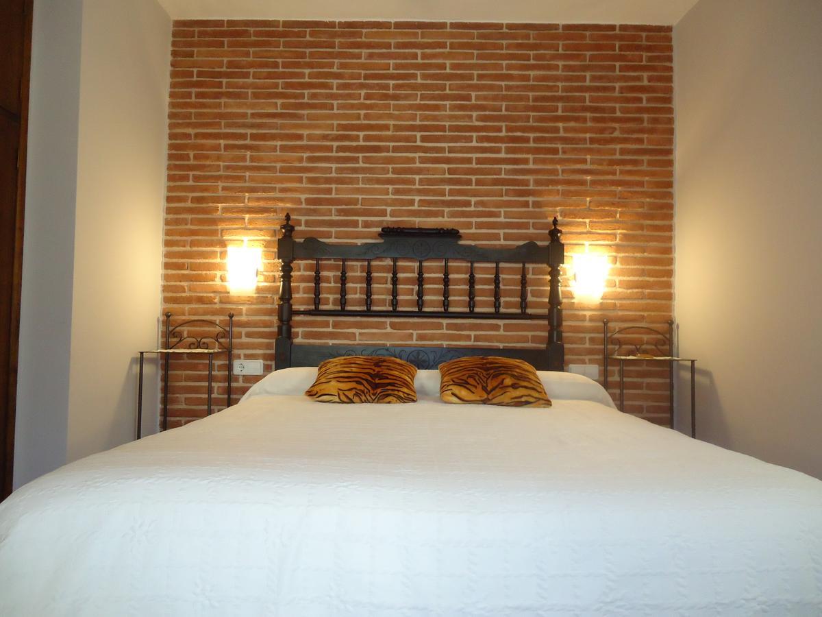 Hostal Casa Laure Y Mª Jose Arens de Lledo Zewnętrze zdjęcie
